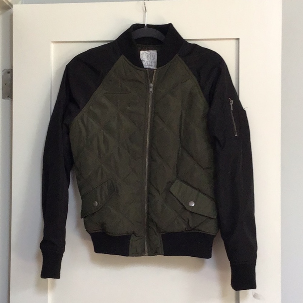 Full Tilt Quilted Bomber Jacker